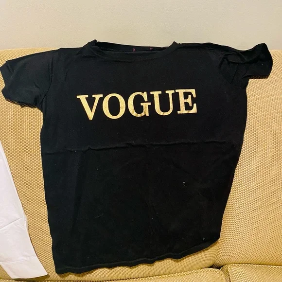 Black tshirt - Picture 2 of 2